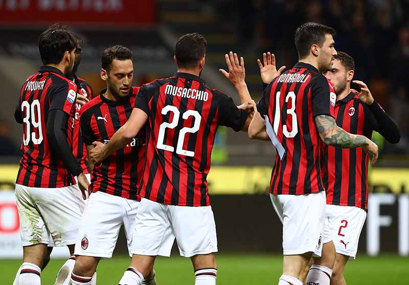 Nhận định, Soi kèo AC Milan vs Sassuolo, 23h30 ngày 21/4, Serie A 1