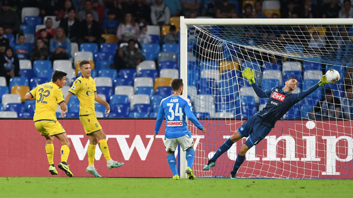 Nhận định, Soi kèo Napoli vs Verona, 01h45 ngày 24/5, Serie A 1