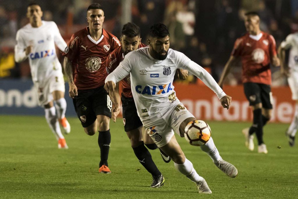 Nhận định, Soi kèo Santos vs Independiente 1